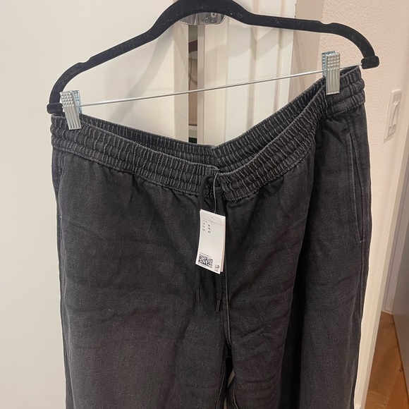 NWT H&M Denim pull on pants in black - Picture 6 of 6